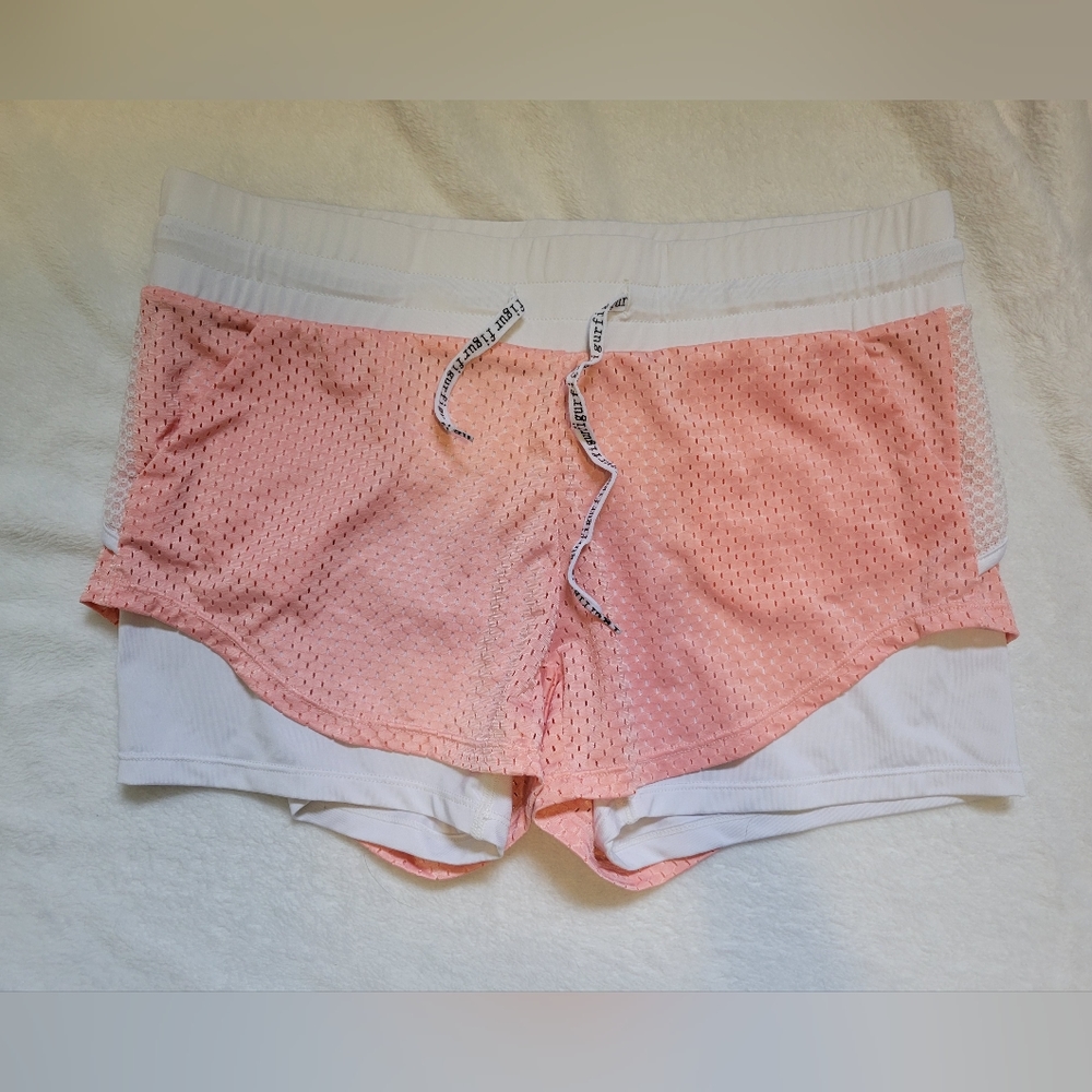 Athletic Shorts size Large